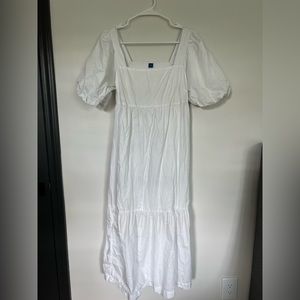 White Maxi Dress w/ Pockets
